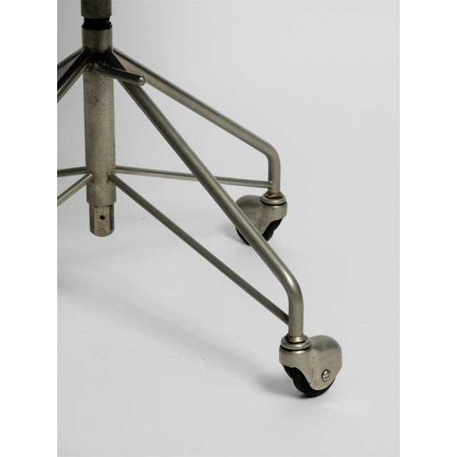 Height-Adjustable 3117 Office Chair by Arne Jacobsen for Fritz Hansen, 1960s For Sale - Image 16 of 18