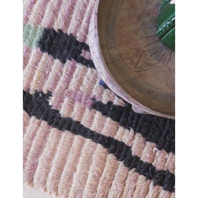 Abstract Wool Runner Rug - 9.9 X 2.2 Ft For Sale In Cleveland - Image 6 of 8