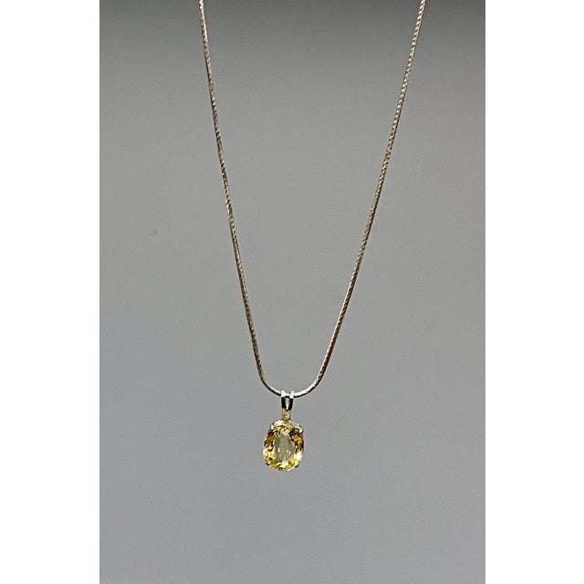 GIA Certified 5.56 Ct Natural Ceylon Yellow Sapphire Pendant Necklace white Gold For Sale - Image 17 of 18