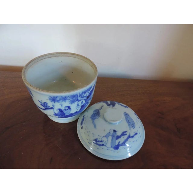19th Century Chinese Blue & White Porcelain Jar and Cover For Sale - Image 10 of 11