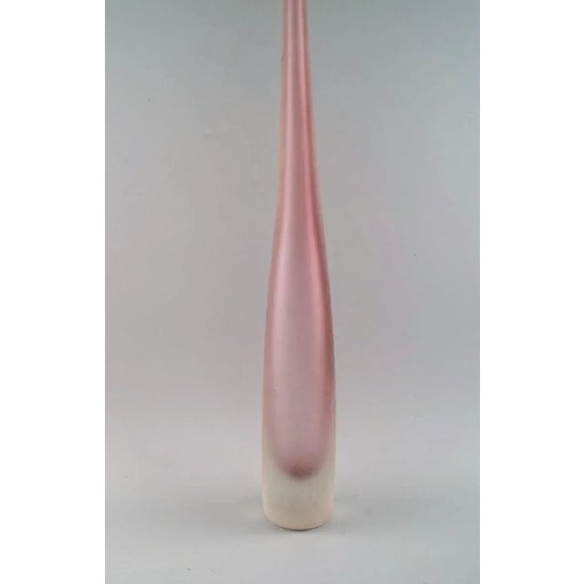 Colossal Murano Pink Vase For Sale - Image 6 of 10