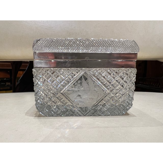Fine Hawkes Cut Crystal & Sterling Silver Ornithological Motif Box For Sale - Image 4 of 11