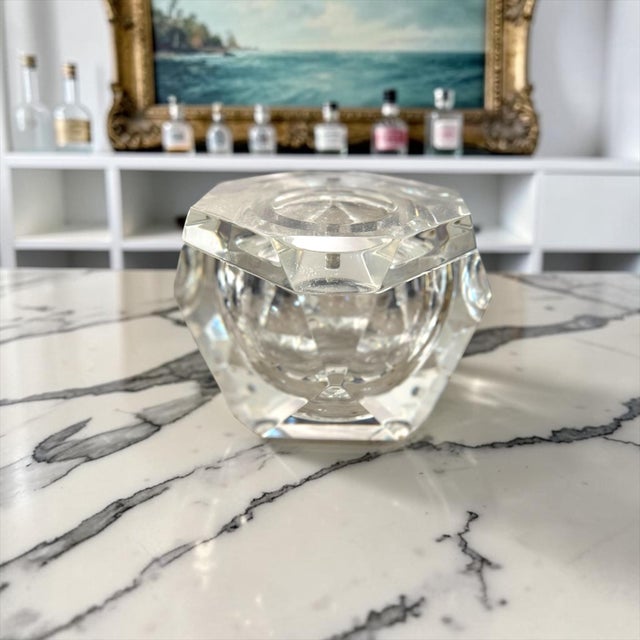 A striking sculptural vintage Lucite ice bucket attributed to celebrated Italian designer Alessandro Albrizzi, whose bold...