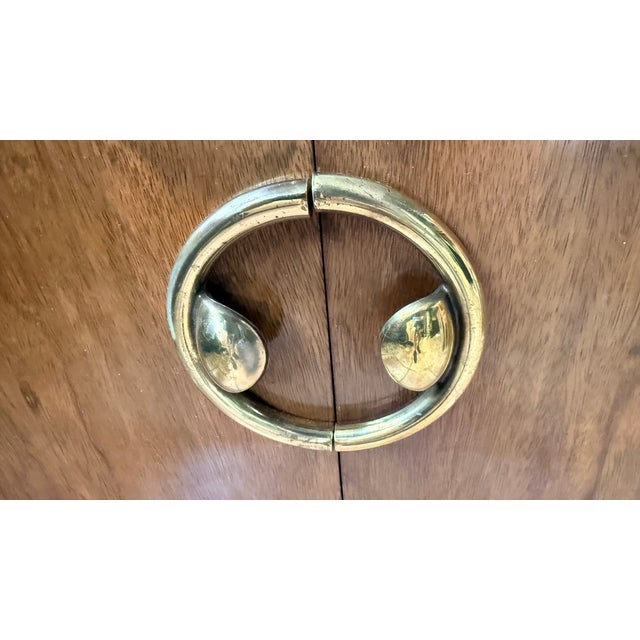 Vintage Mastercraft Grand Rapids Brass-Banded Walnut Nightstand / End Table, 1970s For Sale - Image 11 of 15