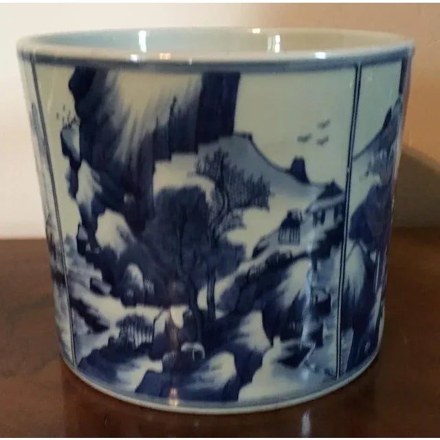 Early 20th Century Chinese Porcelain Pot with Kangxi Landscape For Sale - Image 9 of 11