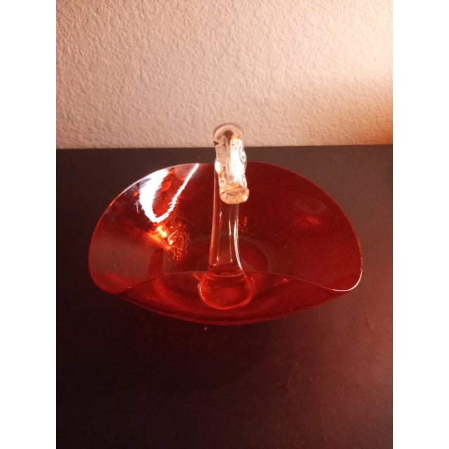 Glass Vintage Crackled Red Art Glass Heart Shaped Swan Figurine Catchall For Sale - Image 7 of 8