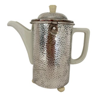 1930 Art Deco Insulated Hammered Silver Coffeepot WMF Bauscher Weiden For Sale
