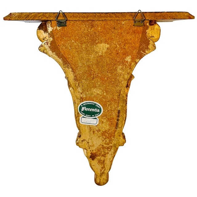Mid-Century Italian Hollywood Regency Giltwood Wall Bracket For Sale In San Diego - Image 6 of 7
