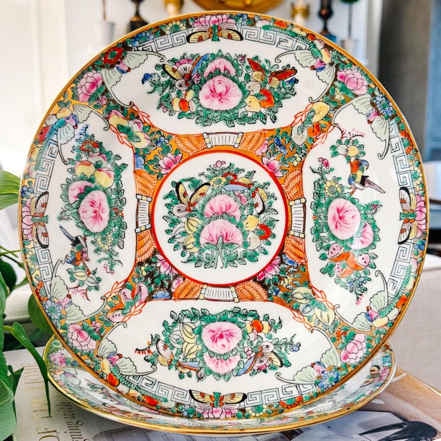 Ceramic Mid 20th Century Chinese Famille Rose Canton Plates - Set of 12 For Sale - Image 7 of 7