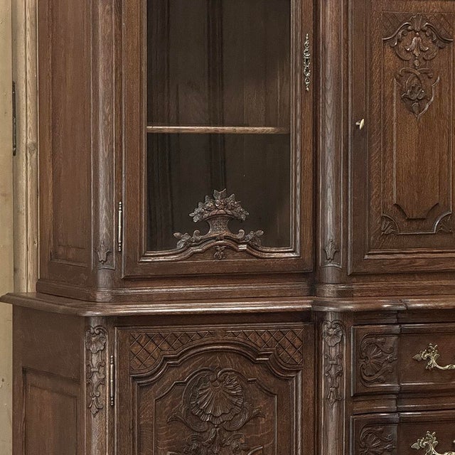 Antique Liegeois Regence Style Two-Tiered Oak Display Buffet With Clock For Sale - Image 12 of 18
