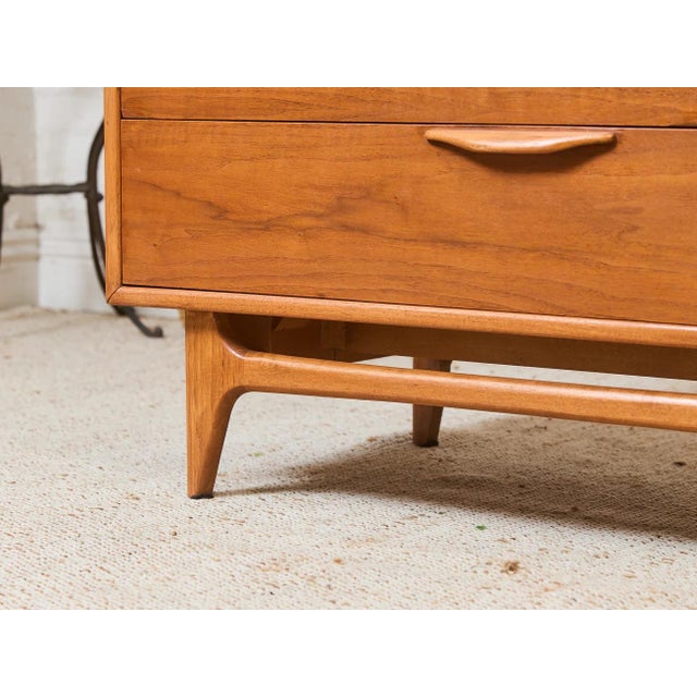 Mid 20th Century Warren Church for Lane Mid-Century Modern Gentlemans Chest For Sale - Image 11 of 12