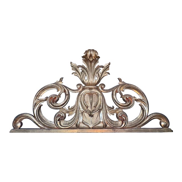 18th Century Italian Baroque Giltwood Overdoor Architectural Pediment For Sale