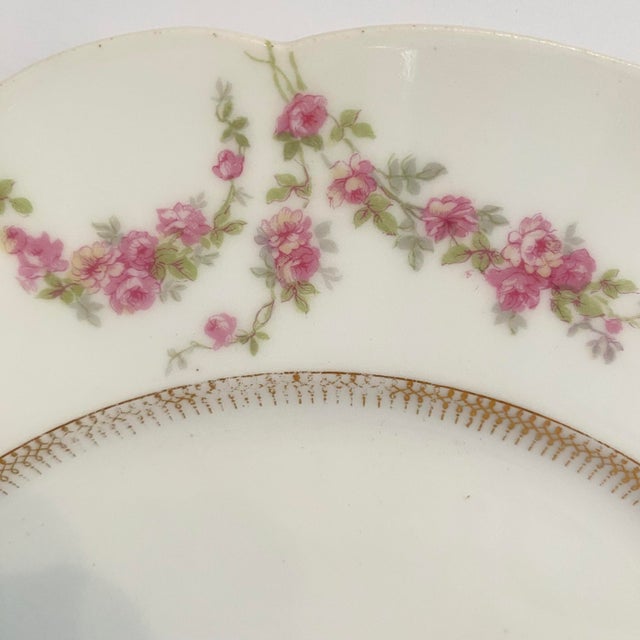 French Limoge Scallop Edge White Plate With Pink Roses and Gold Accents For Sale - Image 3 of 6