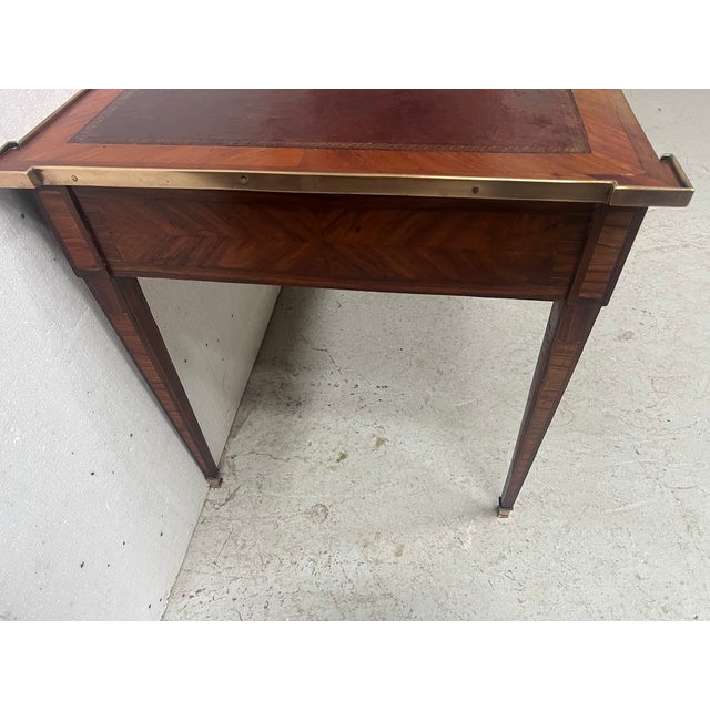 Louis XVI Flat Desk in Mahogany and Rosewood Veneer, 18th Century For Sale - Image 11 of 18