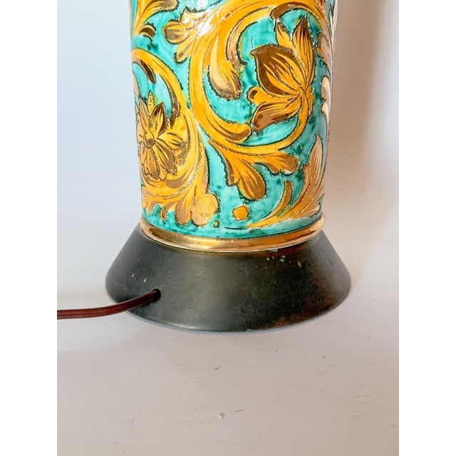 Vintage Italian Scraffito Table Lamp With Gilt Glaze Detail For Sale In Dallas - Image 6 of 15