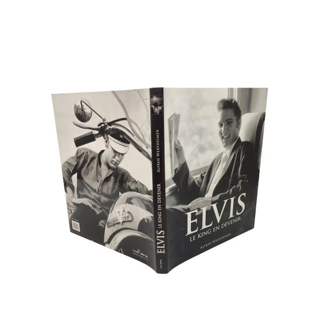 Early 21st Century Elvis the King "Le King en Devenir " French Edition Hardcover 1st Edition 2006 For Sale - Image 5 of 12