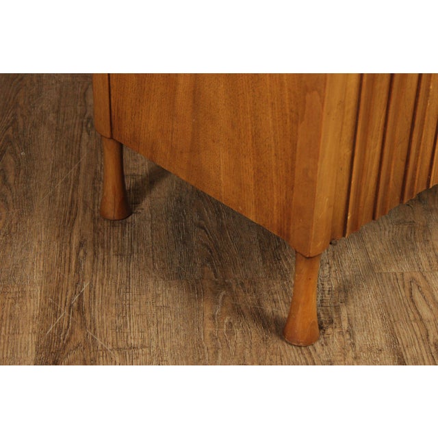 John Widdicomb Mid Century Modern Walnut Bar Cabinet For Sale - Image 14 of 18
