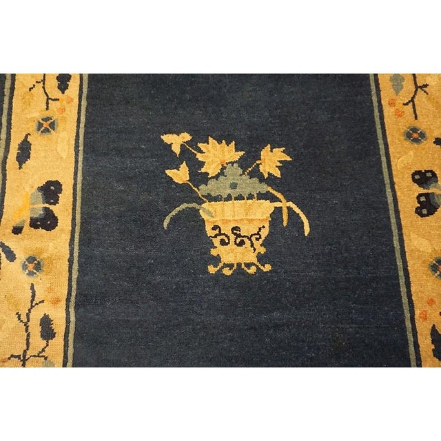 1920s Navy Blue Open Field Medallion Antique Chinese Peking Knotted Small Rug For Sale - Image 4 of 7