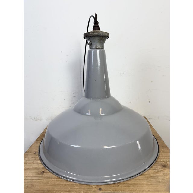 Large British Industrial Grey Enamel Factory Pendant Lamp from Benjamin, 1960s For Sale - Image 14 of 18