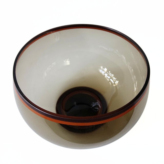 Large Vintage Mitt i Prick Bowl by Catti Åselius Lidbeck for Gullaskruf For Sale - Image 3 of 7