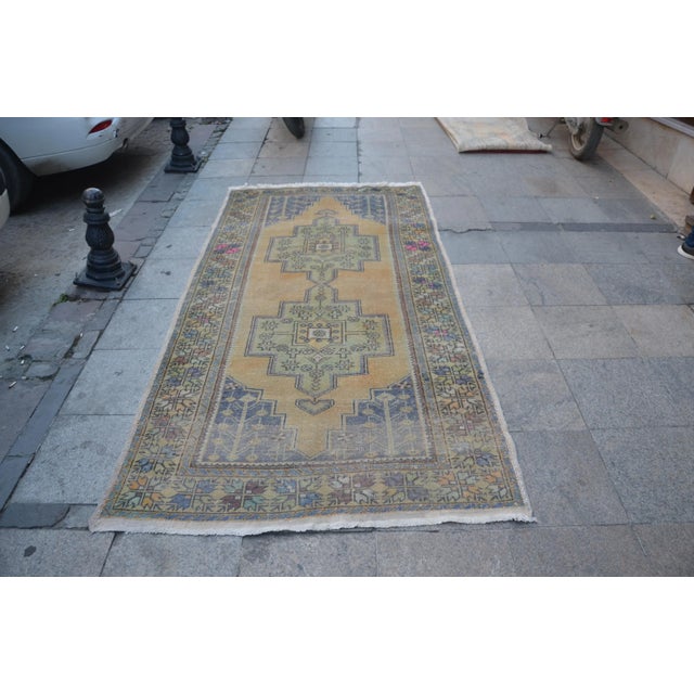 Turkish handmade handwoven vintage anatolian OUSHAK rug. We collect old vintage antique rugs from Anatolia, which is the...