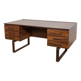 Mid-Century Rosewood Freestanding Desk by Torben Valeur and Henning Jensen for Dyrlund, Denmark, 1960s For Sale