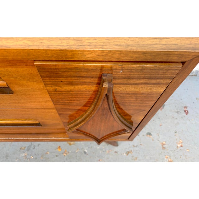 Pair of Unique Mid 20th Century Modern Walnut Nightstands For Sale - Image 16 of 18