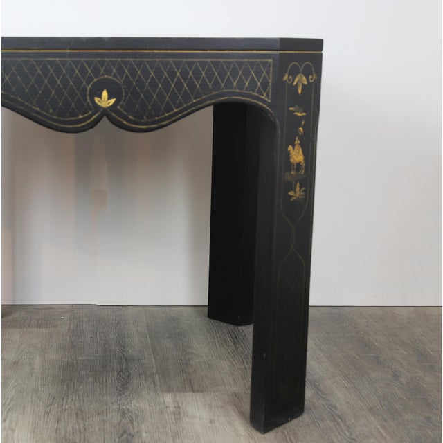 Chinoiserie Vintage Hand Painted Gold Chinoiseries Square Side Table For Sale - Image 3 of 7