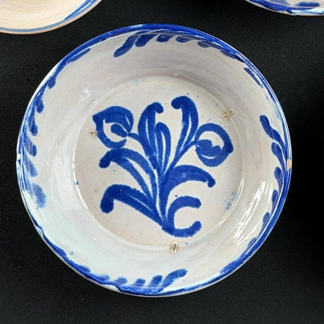 Fajalauza Granada Blue and White Plates from Lebrillos, 1800s, Set of 5 For Sale - Image 5 of 9