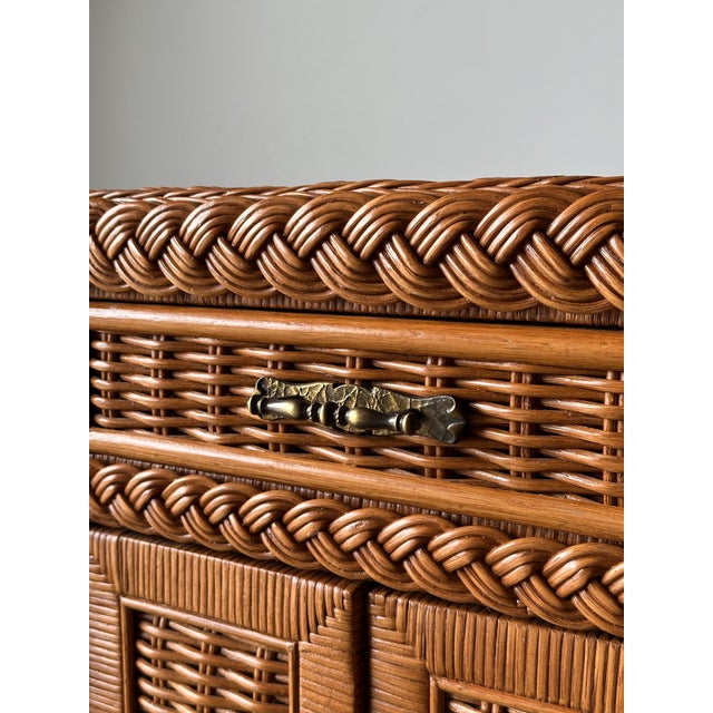 Woven Wicker Nightstand With Braided Rope Trim, 1980s For Sale - Image 15 of 17