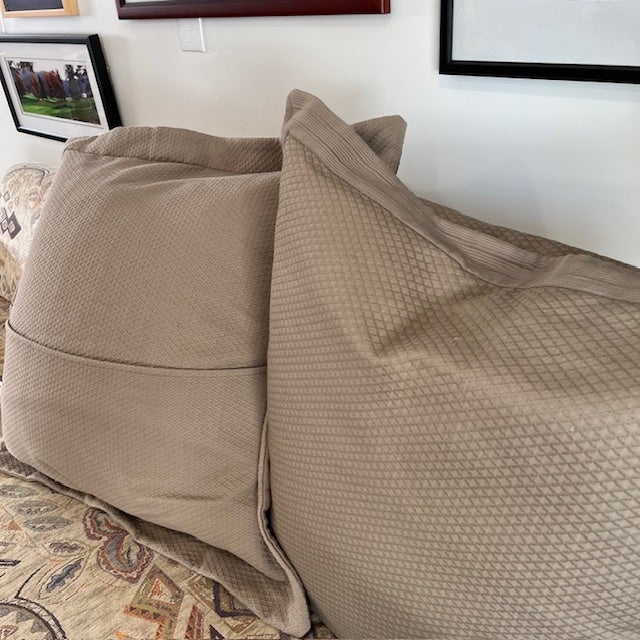 The Montauk Matelassé Coverlet, with two matching European shams, including two soft pillows inserts, is praised for its...