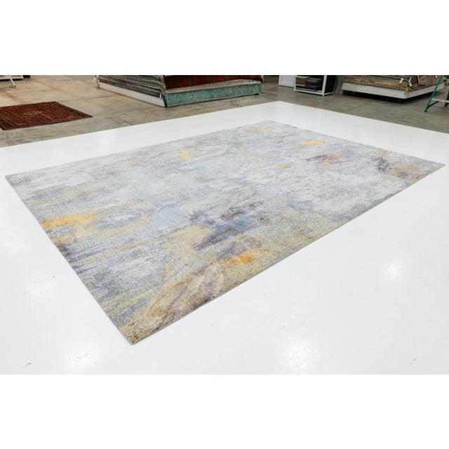 10 X14 Modern Handmade Abstract Wool and Silk Rug in Gray For Sale In New York - Image 6 of 9