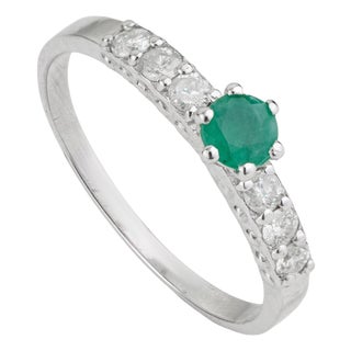 Contemporary 6 Prong Set 0.32 Ct Natural Emerald Ring and Pave Diamonds Size 7 For Sale
