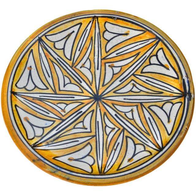 Moroccan Late 19th Century Hand-Crafted Moroccan Ceramic Decorative Wall Plate For Sale - Image 3 of 9