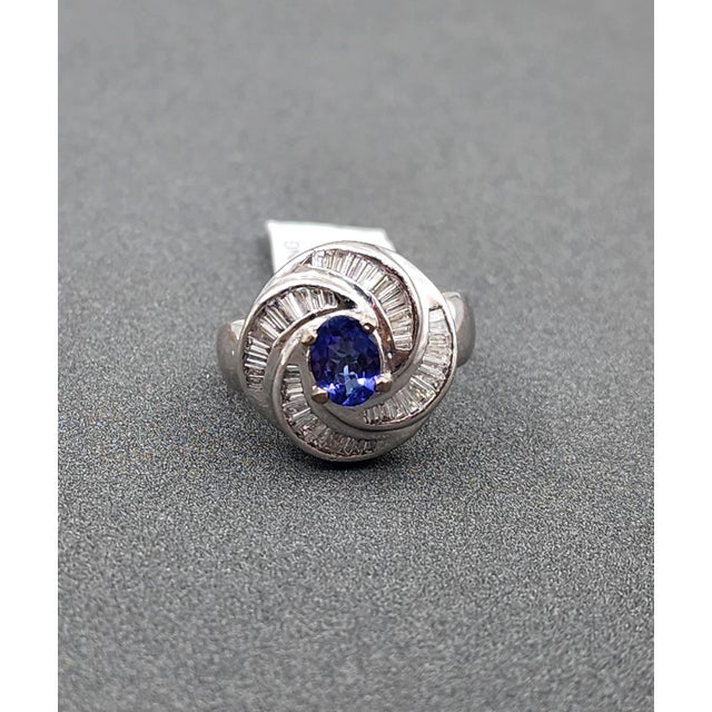 Blue 2.25 Ct Tanzanite & Diamond Ring Size 6.75 For Sale - Image 8 of 10