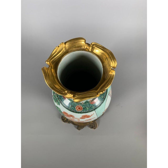 18th Century Kangxi period (1662-1722) Famille Verte vase For Sale - Image 5 of 12