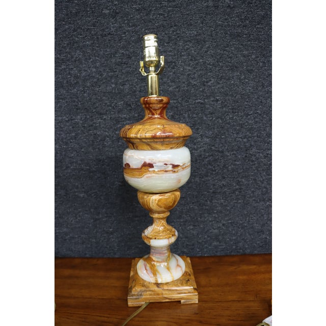 White Pair of Italian Neoclassical Alabaster Table Lamps For Sale - Image 8 of 11
