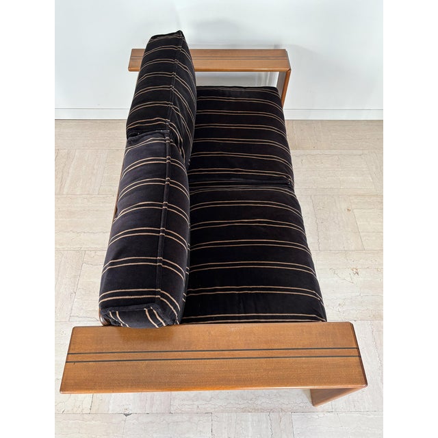 Postmodern Italian Two Seat Sofa by Afra & Tobia Scarpa for Maxalto, 1970s For Sale - Image 3 of 18