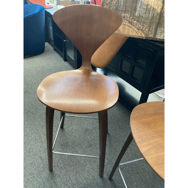 1950s Authentic, Mid-Century Modern Walnut Cherner Wood Base Counter Stools For Sale - Image 5 of 5