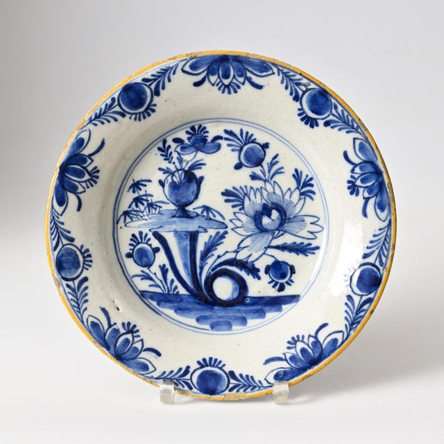 Rococo Antique Dutch Delft Blue Plates, 1700s, Set of 2 For Sale - Image 3 of 13