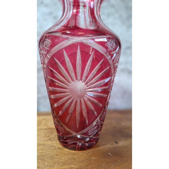 Large Bohemian Belle Époque Wheel-Cut Red Overlay Crystal Vase, 1890s For Sale - Image 6 of 7