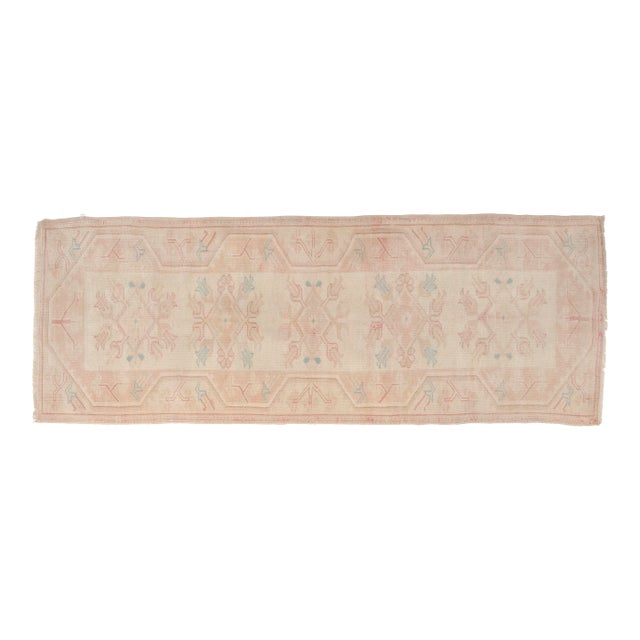 Vintage Turkish Oushak Runner - Neutral Pastel Medallion For Sale