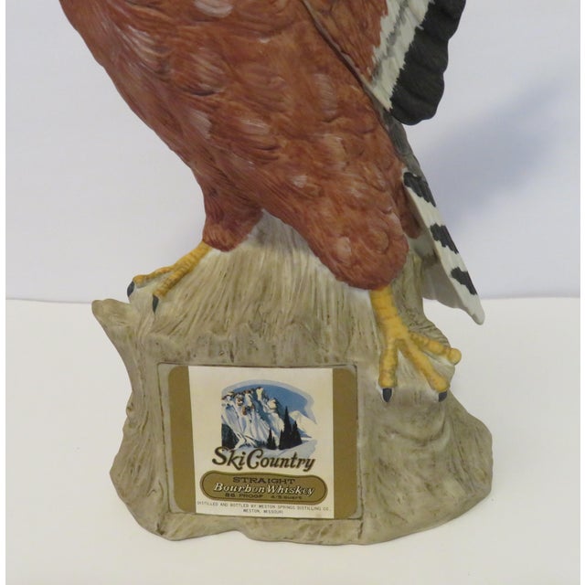 Ceramic 1973 Limited Edition Red Shouldered Hawk 4/5 Qt Straight Bourbon Whiskey Euc For Sale - Image 7 of 9