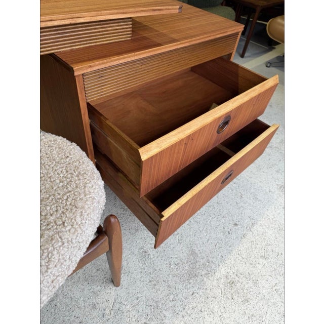 Mid-Century Dressing Table and Stool from Elliots of Newbury, Set of 2 For Sale - Image 18 of 18