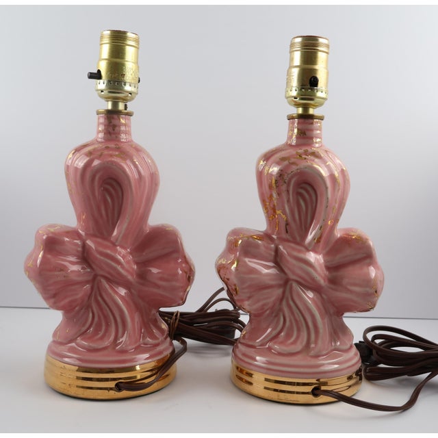 Hollywood Regency Vintage Pink Ceramic Bow Lamps With Gold Accents Hollywood Regency, 12 In - a Pair For Sale - Image 3 of 10