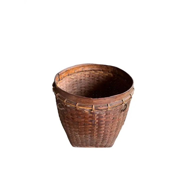 Rattan Basket Dayak Tribe Hand-Woven From Kalimantan, Borneo, Mid-20th Century For Sale - Image 6 of 6