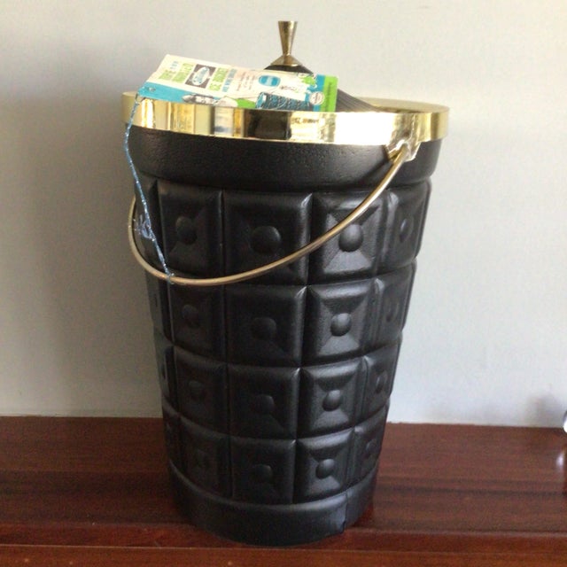Mid-Century Modern Lustro’ware Triple Insulated Ice Bucket and Wine Cooler Model B-100 With Hoffpritz Ice Tongs For Sale - Image 3 of 13