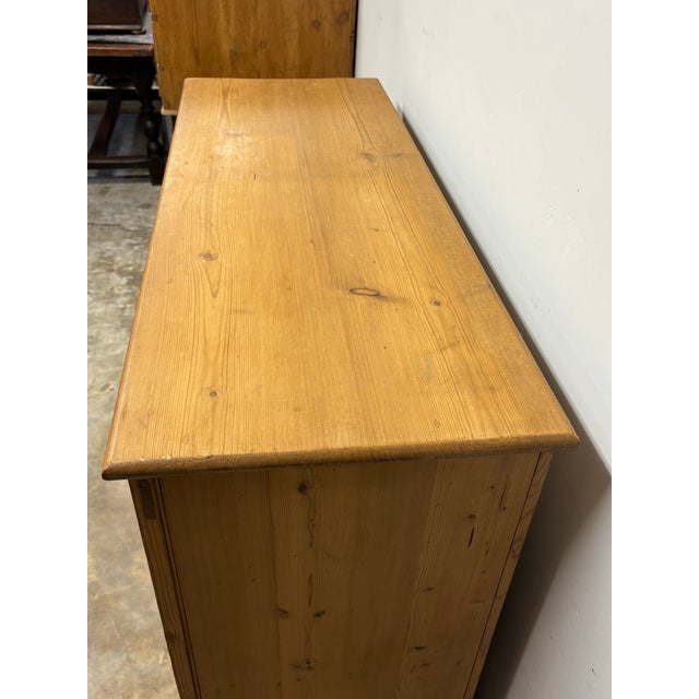 English 19th Century English Pine Cupboard For Sale - Image 3 of 9