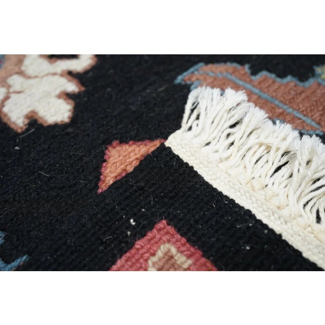 Sumak Rug 6' X 9' For Sale - Image 4 of 12