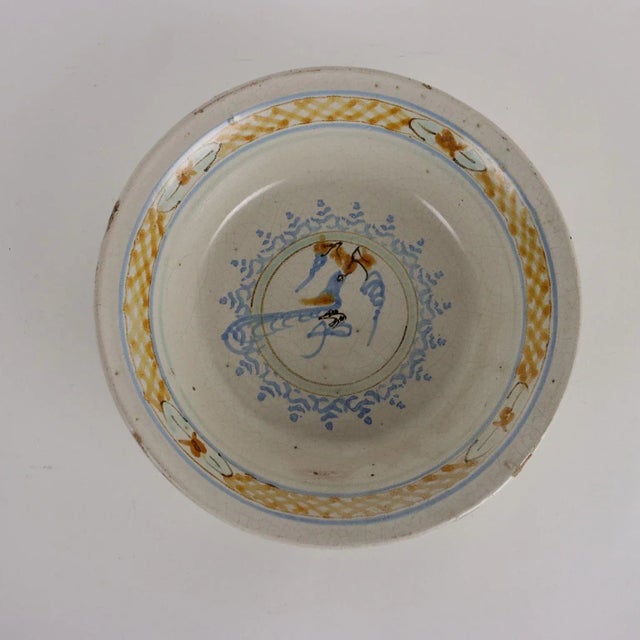 Grottaglie Majolica Bowls, Set of 3 For Sale - Image 3 of 10